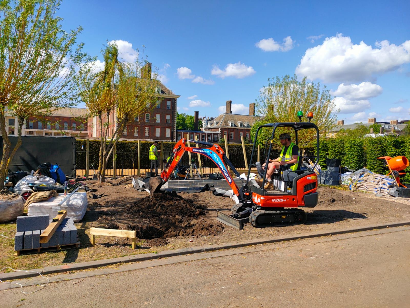 chelsea flower show garden design in progress